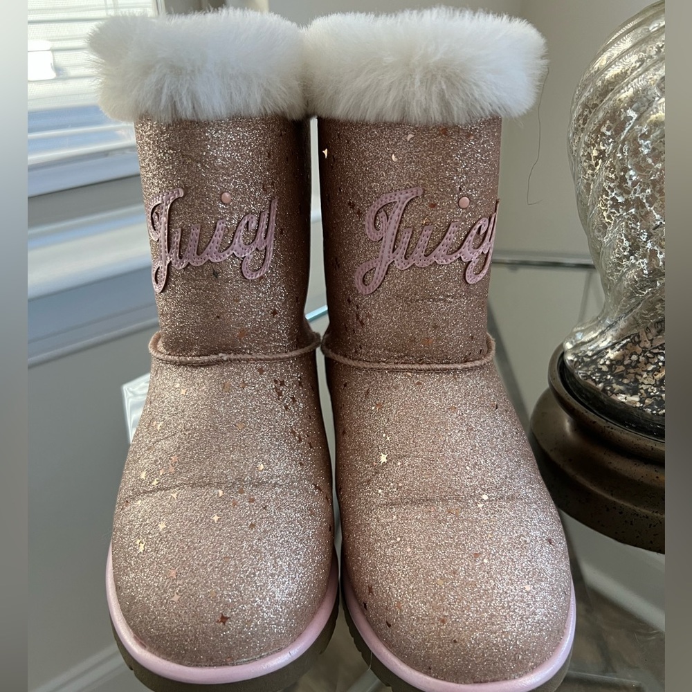 💓Girl’s Juicy Couture Boots💓